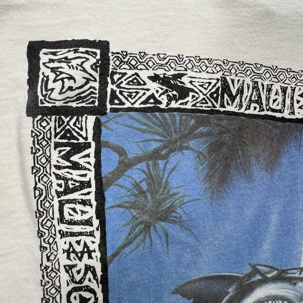 Vintage 90s Maui and Sons Shark‎ Surf T-Shirt USA Made Big Graphic T-Shirt Sz L